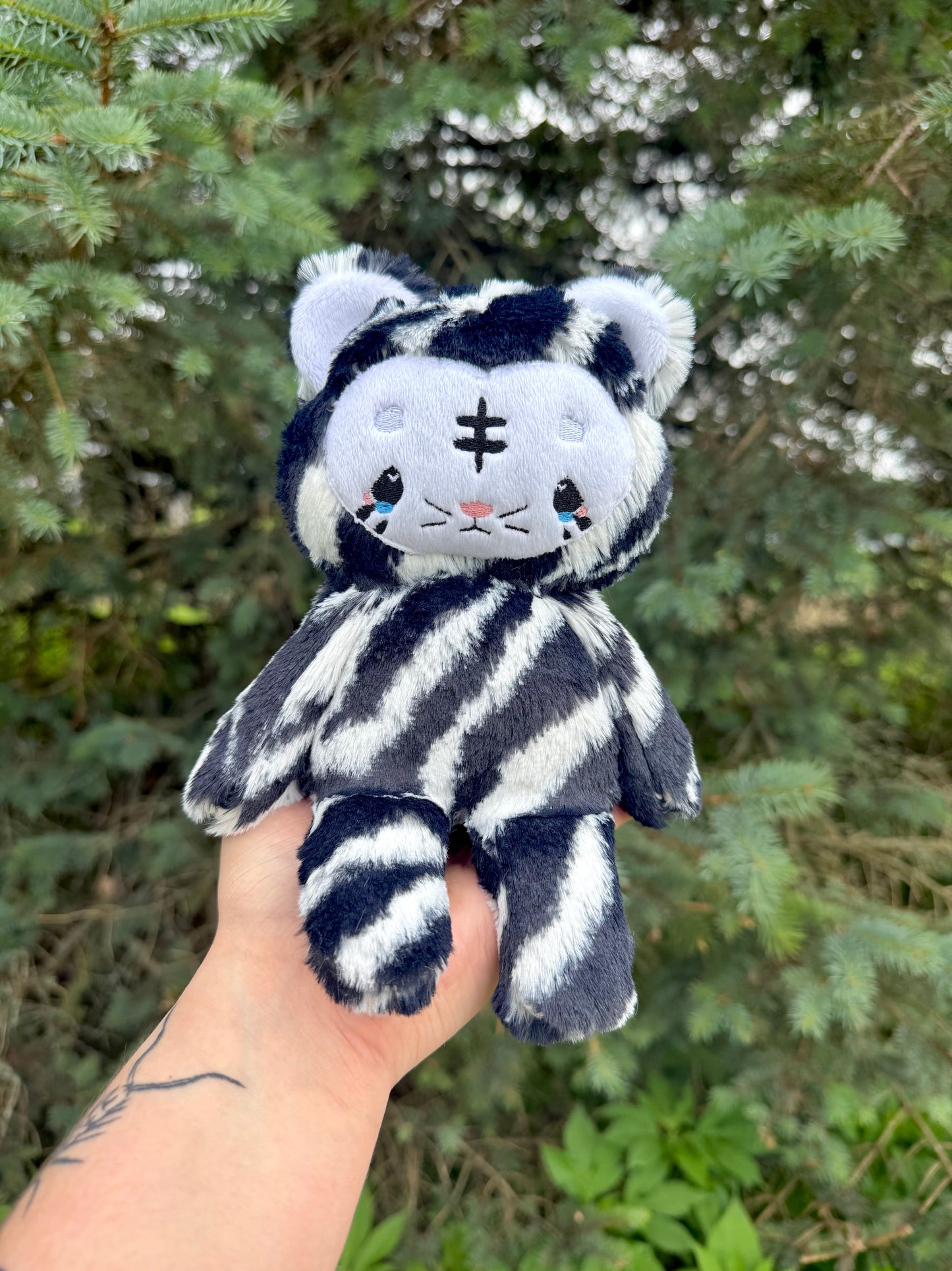 Silas the crying tiger EXTRA WEIGHT