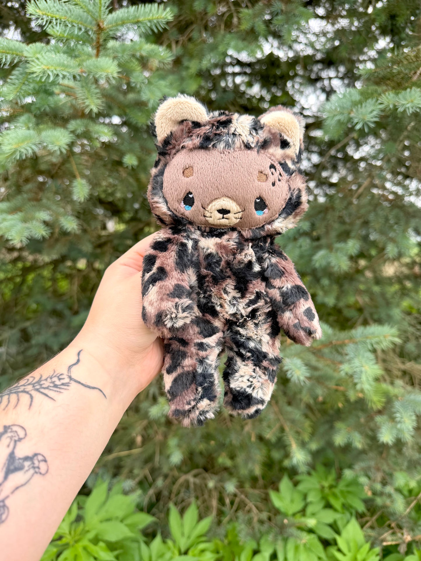 Atlas the crying leopard EXTRA WEIGHT